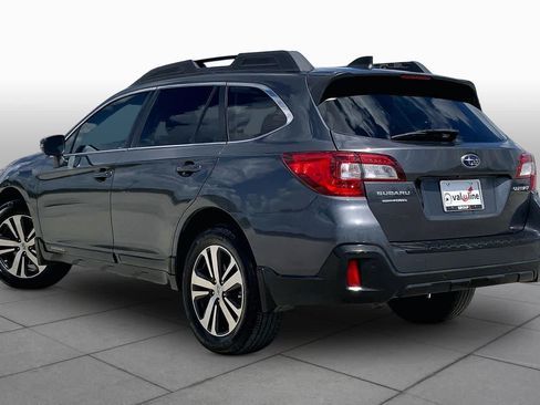 Used 2018 Subaru Outback 2.5i Limited AWD/4WD image 12