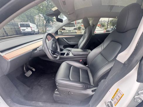 Used 2023 Tesla Model Y Long Range AWD/4WD image 4