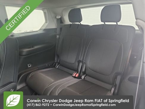 Certified 2023 Jeep Grand Cherokee L Laredo image 21