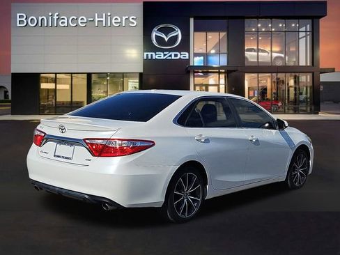 Used 2015 Toyota Camry XSE image 4