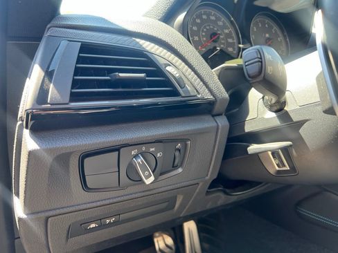 Used 2017 BMW M2 RWD image 20