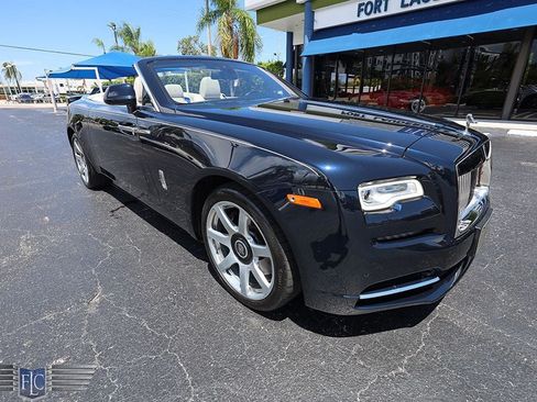Used 2016 Rolls-Royce Dawn RWD image 10