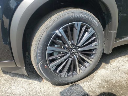New 2026 Nissan Pathfinder Platinum AWD/4WD image 35