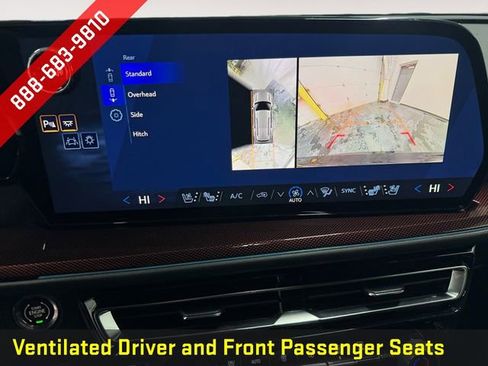 New 2026 Chevrolet Traverse RS AWD/4WD image 16