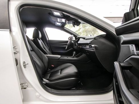 Used 2020 MAZDA MAZDA3 AWD Hatchback image 15