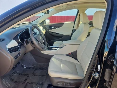 Used 2024 Chevrolet Malibu LT image 11