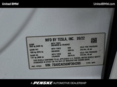 Used 2022 Tesla Model X image 15