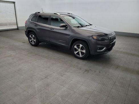 Used 2019 Jeep Cherokee Limited w/ Trailer Tow Group AWD/4WD image 11
