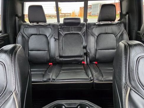 Used 2022 RAM 1500 Limited w/ Body Color Bumper Group image 18