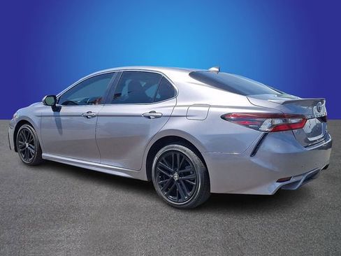 Used 2024 Toyota Camry SE FWD image 6