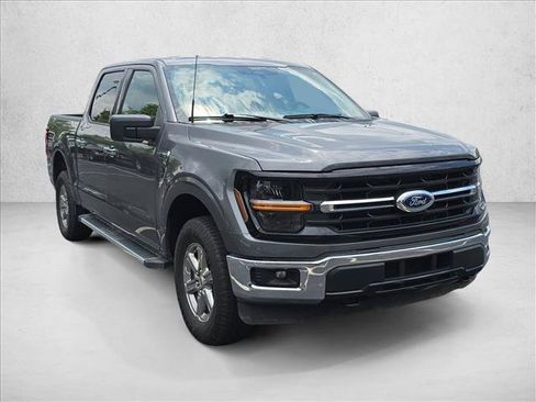 Used 2025 Ford F150 XLT w/ Equipment Group 301A Standard AWD/4WD image 3