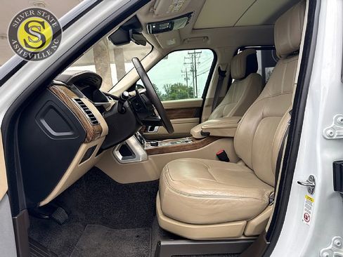 Used 2019 Land Rover Range Rover Long Wheelbase Supercharged AWD/4WD image 11