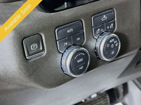 Used 2022 GMC Sierra 1500 Elevation AWD/4WD image 10