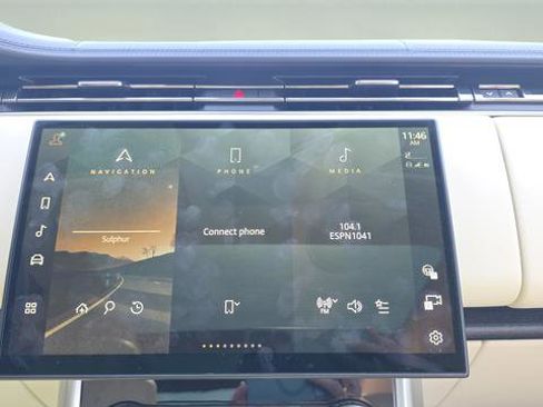 Used 2023 Land Rover Range Rover Long Wheelbase Autobiography image 12