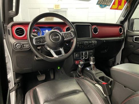 Used 2022 Jeep Wrangler Unlimited Rubicon w/ Steel Bumper Group AWD/4WD image 13
