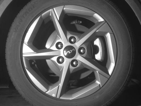 Used 2025 Kia K4 FWD image 13