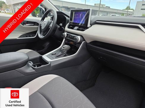 Certified 2025 Toyota RAV4 XLE w/ Convenience Package AWD/4WD image 13