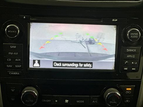 Used 2015 Nissan Altima 2.5 SV w/ Convenience Package FWD image 6