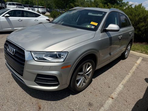 Used 2017 Audi Q3 2.0T Premium w/ Convenience Package AWD/4WD image 1