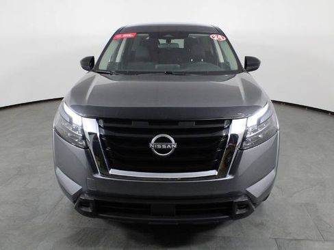 Certified 2024 Nissan Pathfinder S FWD image 13