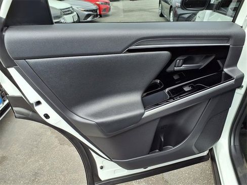 Used 2024 Toyota bZ4X XLE image 8