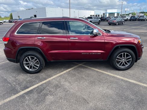 Used 2018 Jeep Grand Cherokee Limited w/ Trailer Tow Group IV AWD/4WD image 8