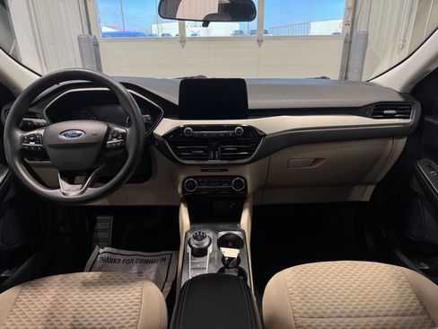 Used 2021 Ford Escape SE image 23