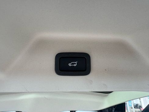 Used 2019 Land Rover Range Rover Supercharged image 39