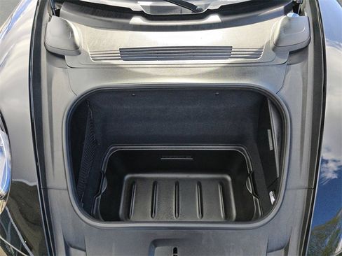 Used 2021 Porsche 911 Carrera image 34