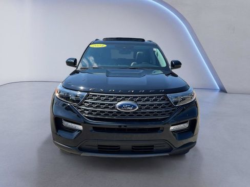Certified 2024 Ford Explorer XLT w/ Equipment Group 202A AWD/4WD image 2