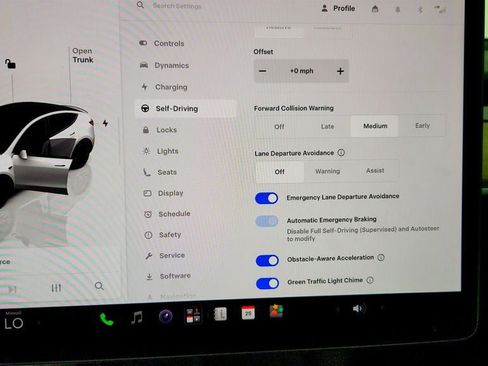 Used 2023 Tesla Model Y Performance AWD/4WD image 21