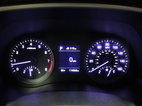 Used 2020 Hyundai Tucson SE AWD/4WD image 11