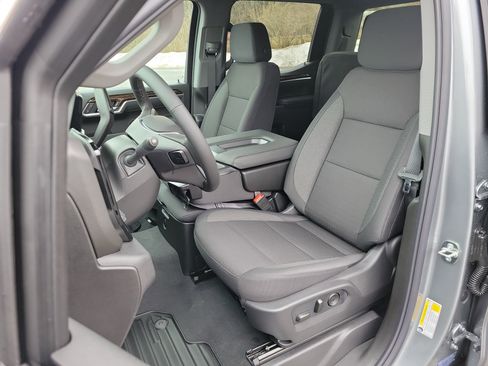 New 2026 GMC Sierra 1500 SLE w/ X31 Off-Road Package AWD/4WD image 4
