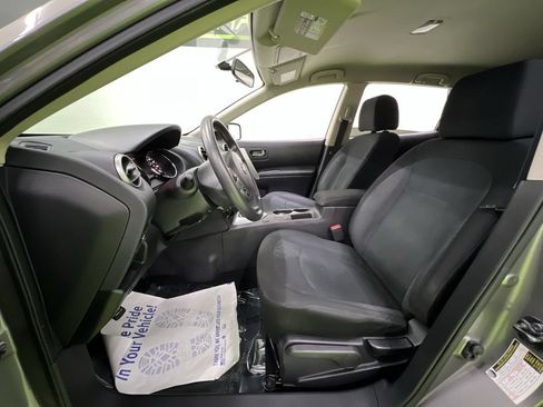 Used 2015 Nissan Rogue S w/ Convenience Package AWD/4WD image 17
