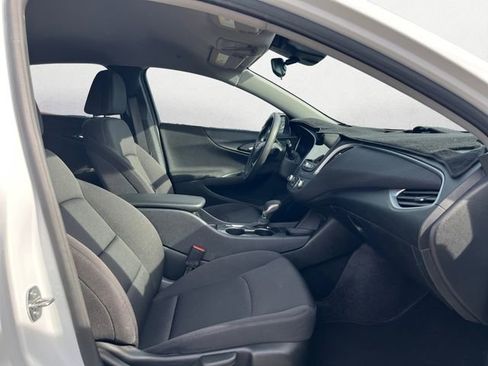 Used 2024 Chevrolet Malibu LS image 15