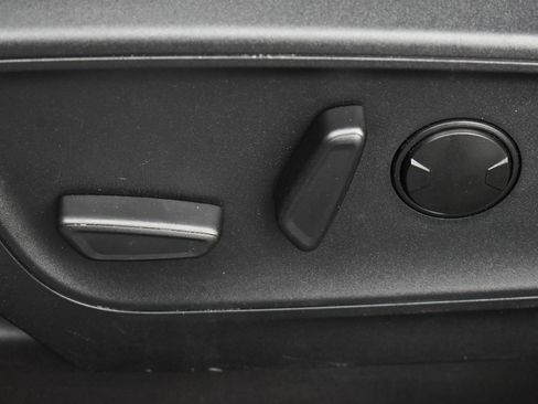 Used 2025 Ford Escape ST-Line Select image 13