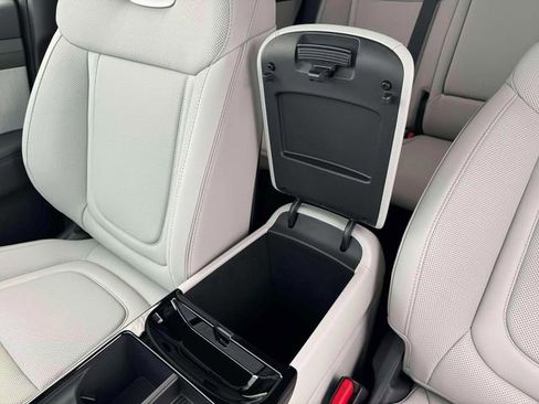 New 2026 Hyundai Tucson Limited image 18