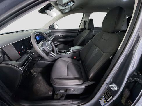 Used 2025 Hyundai Tucson SEL FWD image 13