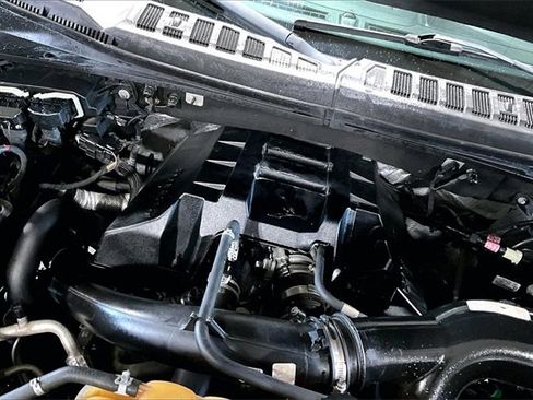 Used 2015 Ford F150 XLT w/ Equipment Group 302A Luxury image 35