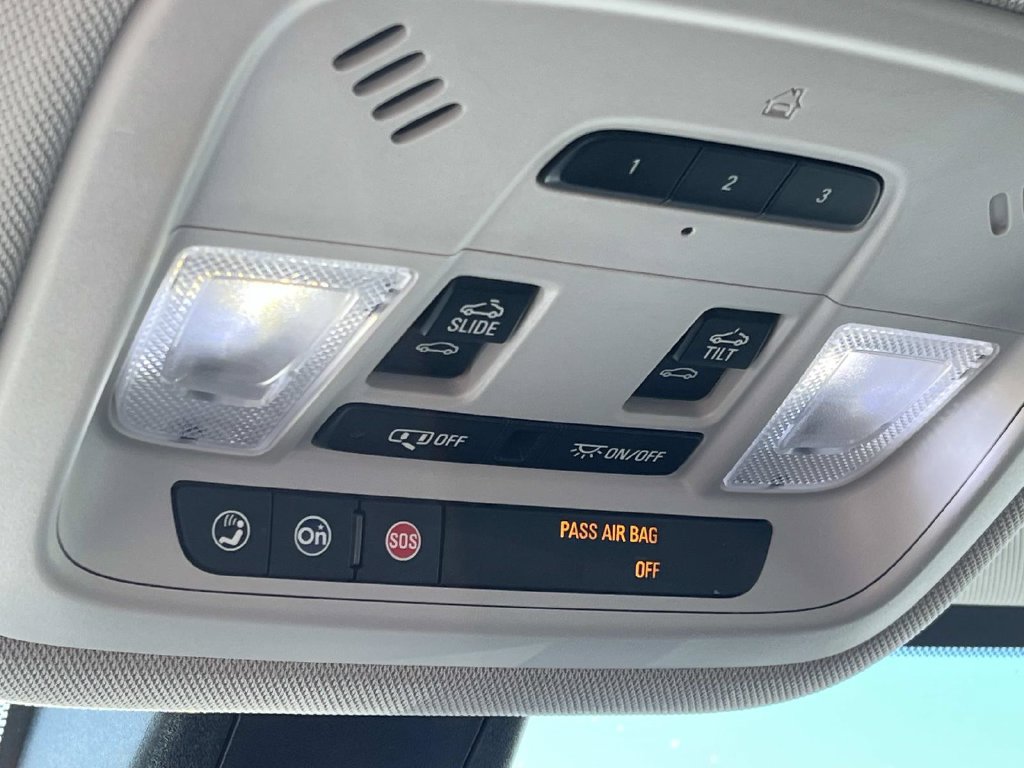 Used 2018 Chevrolet Traverse LT w/ LPO, 'HIT The Road' Package FWD image 45