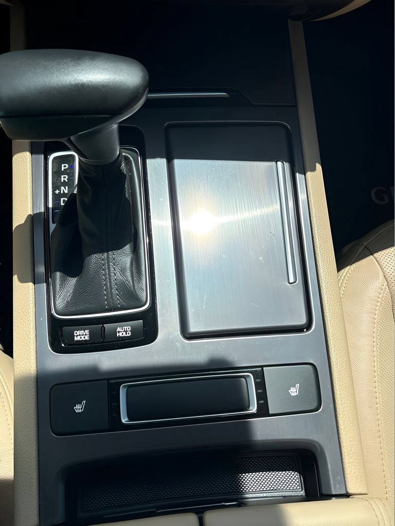 Used 2018 Genesis G80 3.8 RWD image 24