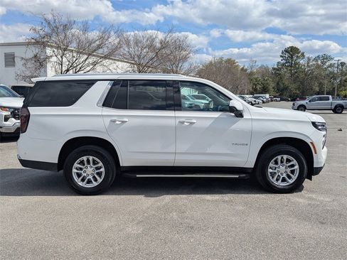 Certified 2025 Chevrolet Tahoe LT image 2