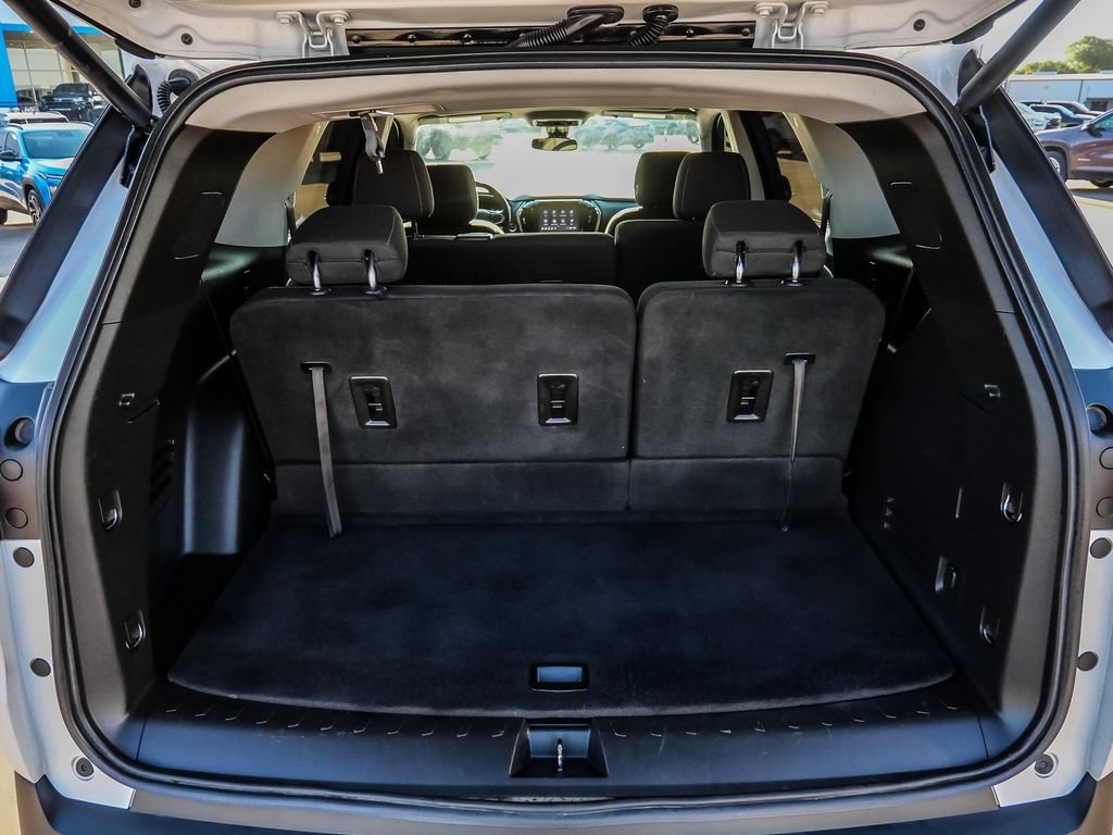 Used 2021 Chevrolet Traverse LT FWD image 13