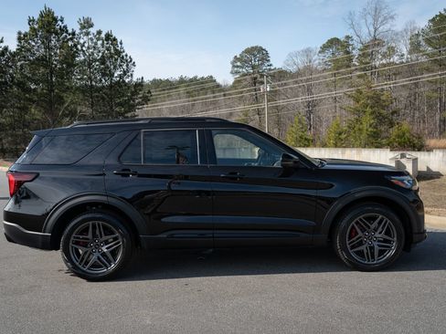 New 2026 Ford Explorer ST w/ Sun And Sound Package AWD/4WD image 22