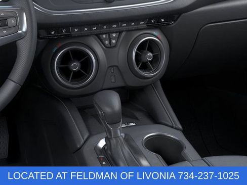 New 2025 Chevrolet Blazer LT w/ Convenience Package image 23