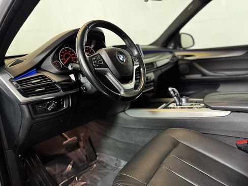 Used 2018 BMW X5 xDrive40e image 11
