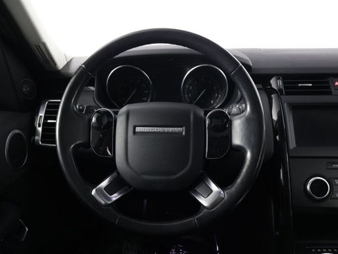 Used 2020 Land Rover Discovery SE AWD/4WD image 8