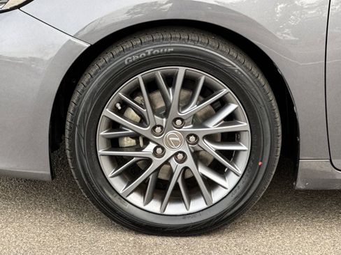 Used 2018 Lexus ES 350 w/ Navigation System Package image 24