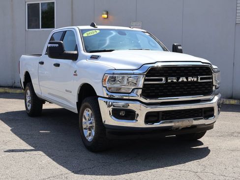 Used 2024 RAM 2500 Big Horn w/ Off Road Package AWD/4WD image 1