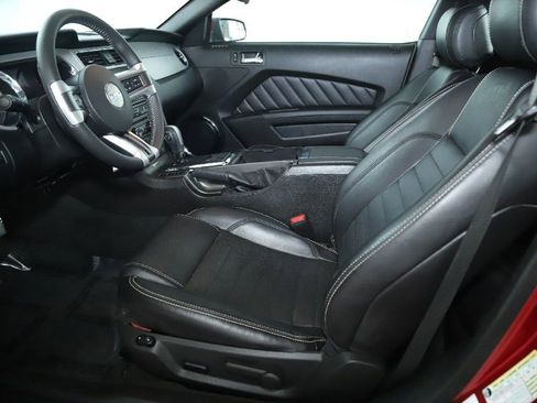 Used 2013 Ford Mustang Premium image 16